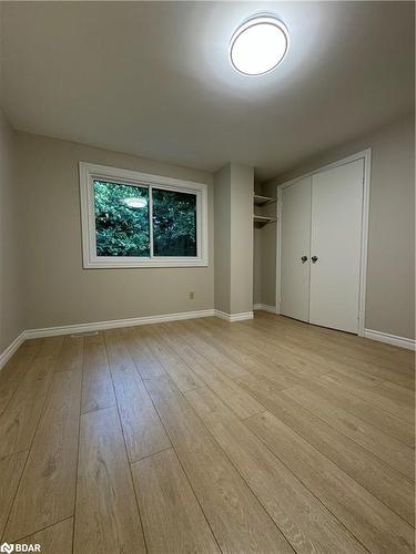 25 Chaucer Crescent, Barrie, ON - Indoor Photo Showing Other Room