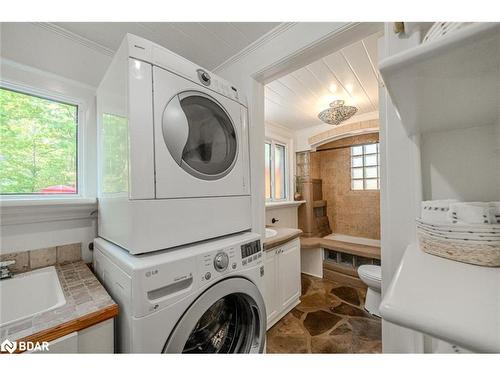 23 Pops Lane, Wasaga Beach, ON - Indoor Photo Showing Laundry Room