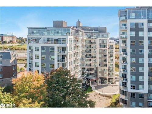 812-58 Lakeside Terrace, Barrie, ON - Outdoor With Balcony With Facade