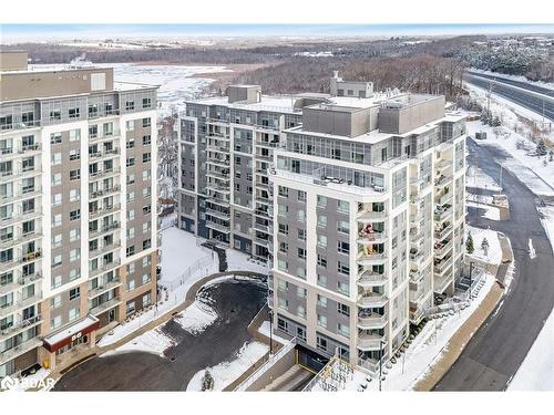 812-58 Lakeside Terrace, Barrie, ON - Outdoor With Balcony With Facade