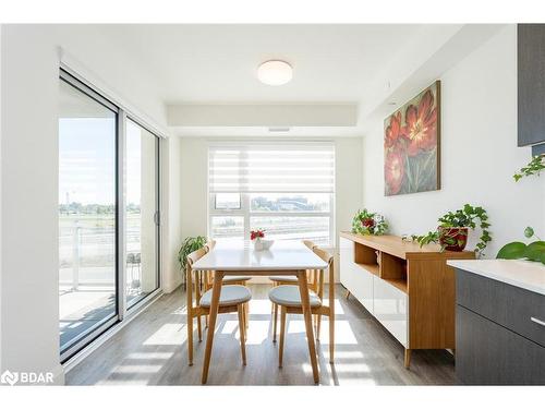 812-58 Lakeside Terrace, Barrie, ON - Indoor Photo Showing Dining Room