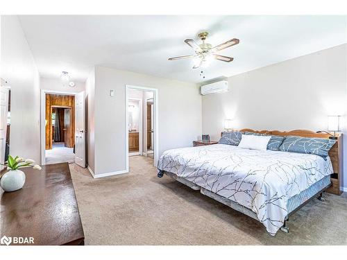 159 Mcguire Beach Rd Road, Kawartha Lakes, ON - Indoor Photo Showing Bedroom