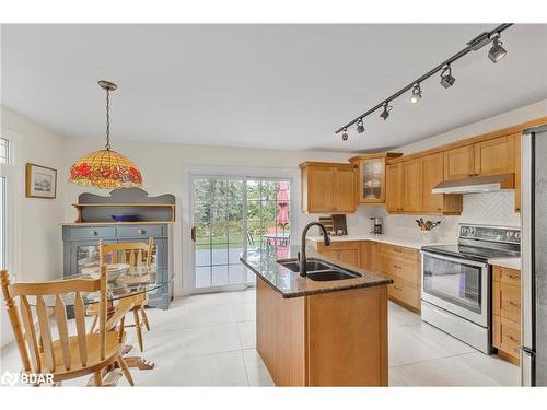 208 Spruce Crescent, Barrie, ON - Indoor Photo Showing Kitchen With Double Sink