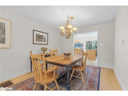 208 Spruce Crescent, Barrie, ON - Indoor Photo Showing Dining Room