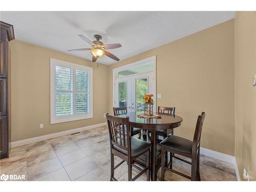 3375 Line 6 North Line, Oro-Medonte, ON - Indoor Photo Showing Dining Room