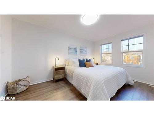 3037 Dewridge Avenue, Oakville, ON - Indoor Photo Showing Bedroom