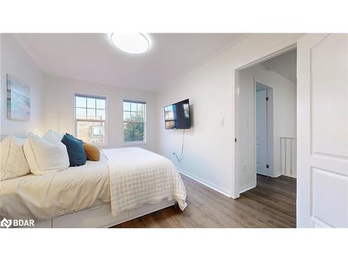 3037 Dewridge Avenue, Oakville, ON - Indoor Photo Showing Bedroom