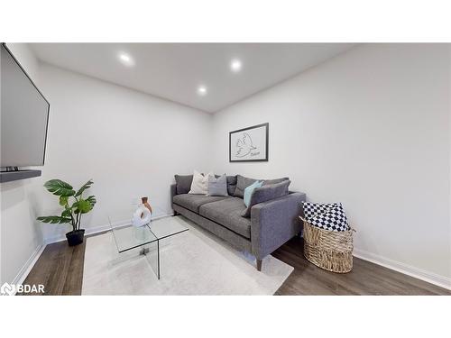 3037 Dewridge Avenue, Oakville, ON - Indoor