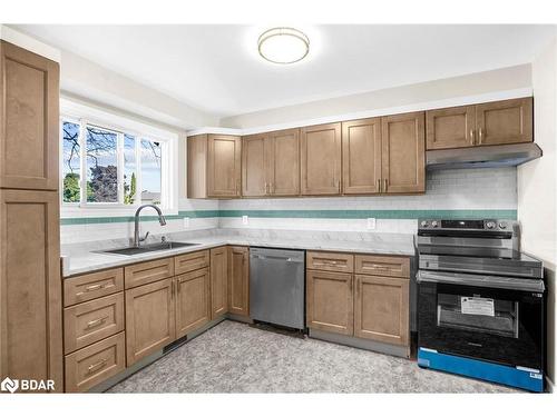 29 Roman Crescent, Brantford, ON - Indoor Photo Showing Kitchen