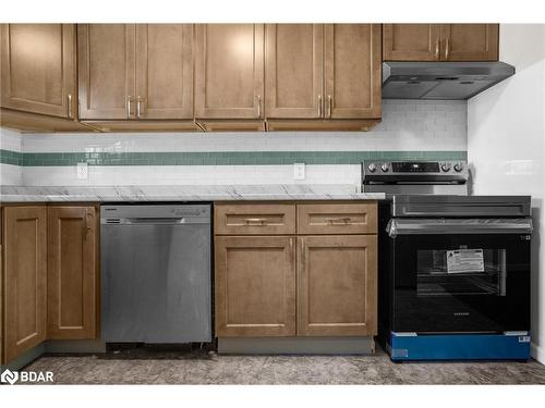 29 Roman Crescent, Brantford, ON - Indoor Photo Showing Kitchen