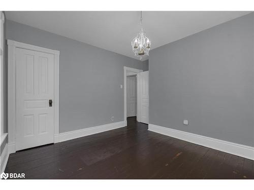 7281 9Th Line, Thornton, ON - Indoor Photo Showing Other Room