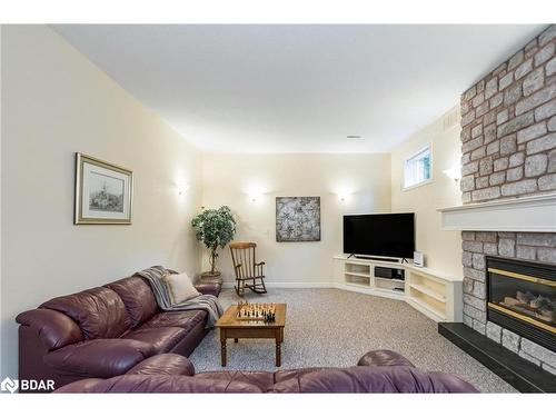 7 Nordic Trail, Oro-Medonte, ON - Indoor Photo Showing Living Room With Fireplace