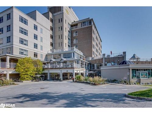 41-74 Ross Street, Barrie, ON - Outdoor With Balcony With Facade