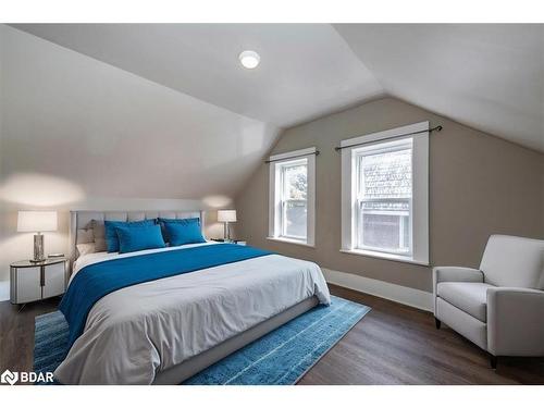 218 West Street N, Orillia, ON - Indoor Photo Showing Bedroom