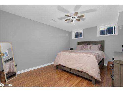 24 Mcveigh Drive, Barrie, ON - Indoor Photo Showing Bedroom