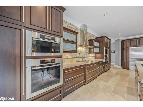 36 Lilac Lane, Midhurst, ON - Indoor Photo Showing Kitchen