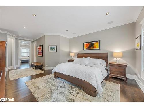 36 Lilac Lane, Midhurst, ON - Indoor Photo Showing Bedroom