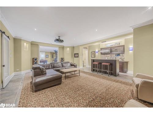 36 Lilac Lane, Midhurst, ON - Indoor Photo Showing Living Room