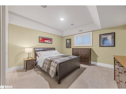 36 Lilac Lane, Midhurst, ON - Indoor Photo Showing Bedroom