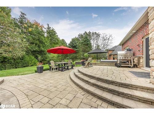 36 Lilac Lane, Midhurst, ON - Outdoor