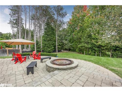 36 Lilac Lane, Midhurst, ON - Outdoor With Backyard