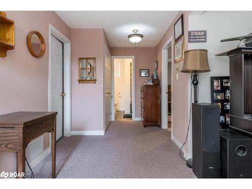 58 Mapleton Avenue, Barrie, ON - Indoor Photo Showing Other Room