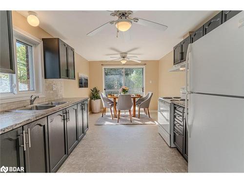 61 Arthur Avenue, Barrie, ON - Indoor Photo Showing Kitchen With Double Sink