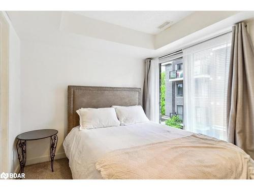 36-2059 Weston Road, Toronto, ON - Indoor Photo Showing Bedroom