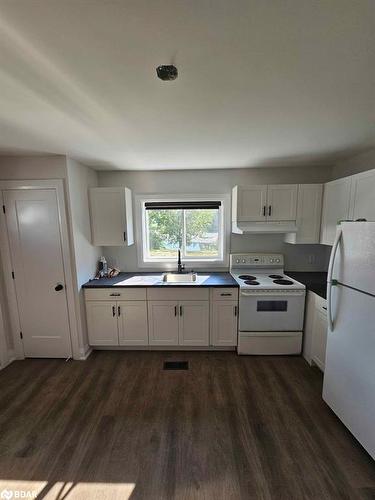 120 High Street, Sutton, ON - Indoor Photo Showing Kitchen