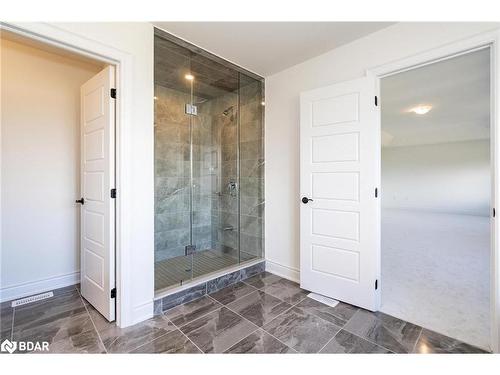 60 Wood Crescent, Angus, ON - Indoor Photo Showing Bathroom