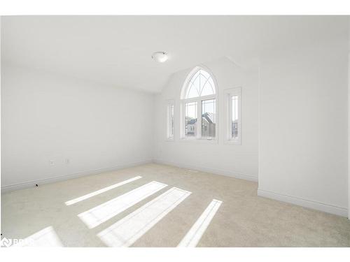 60 Wood Crescent, Angus, ON - Indoor Photo Showing Other Room