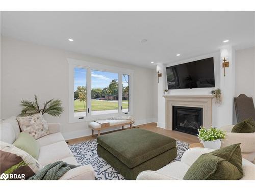 254 Cook Street, Barrie, ON - Indoor Photo Showing Living Room With Fireplace