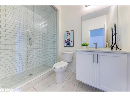 823 Port Darlington Road, Bowmanville, ON - Indoor Photo Showing Bathroom