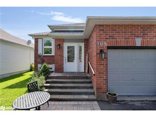 109 Copeman Crescent, Barrie, ON - Outdoor