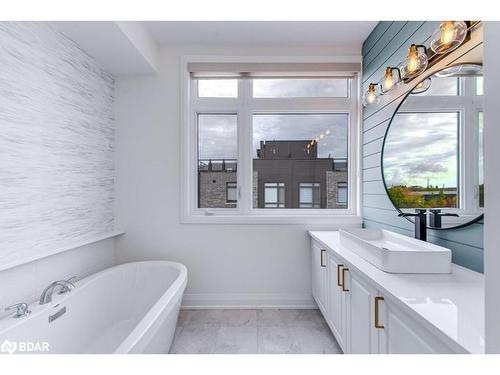 72 Wyn Wood Lane, Orillia, ON - Indoor Photo Showing Bathroom