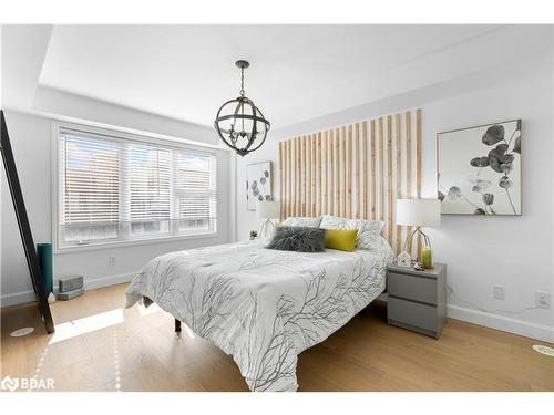 3047 Cascade Common, Oakville, ON - Indoor Photo Showing Bedroom