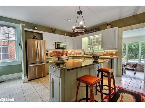 181 Peter Street N, Orillia, ON - Indoor Photo Showing Kitchen With Stainless Steel Kitchen