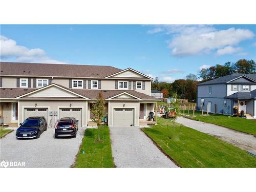 260 Daffodil Court Court, Gravenhurst, ON - Outdoor With Facade