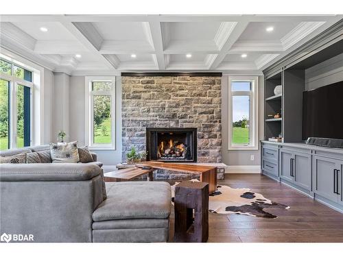 312 Nottingham Forest Road, Bradford/West Gwillimbury, ON - Indoor Photo Showing Living Room With Fireplace