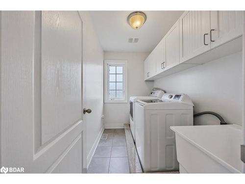 76 Forsyth Crescent Crescent, Barrie, ON - Indoor Photo Showing Laundry Room