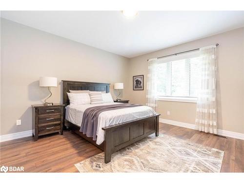 26 Natures Trail, Wasaga Beach, ON - Indoor Photo Showing Bedroom