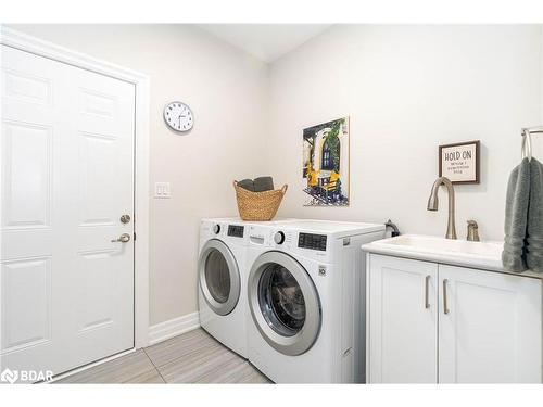 26 Natures Trail, Wasaga Beach, ON - Indoor Photo Showing Laundry Room