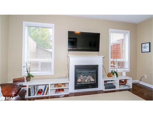 5 Regina Road, Barrie, ON - Indoor Photo Showing Living Room With Fireplace