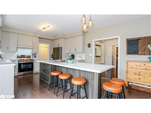 5 Regina Road, Barrie, ON - Indoor Photo Showing Kitchen