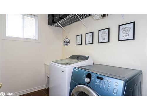 5 Regina Road, Barrie, ON - Indoor Photo Showing Laundry Room