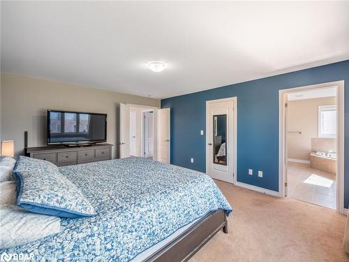 3046 Stone Ridge Boulevard, Orillia, ON - Indoor Photo Showing Bedroom