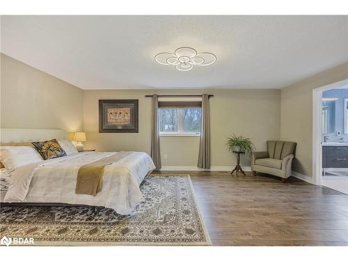 23 Pepin Court, Barrie, ON - Indoor Photo Showing Bedroom