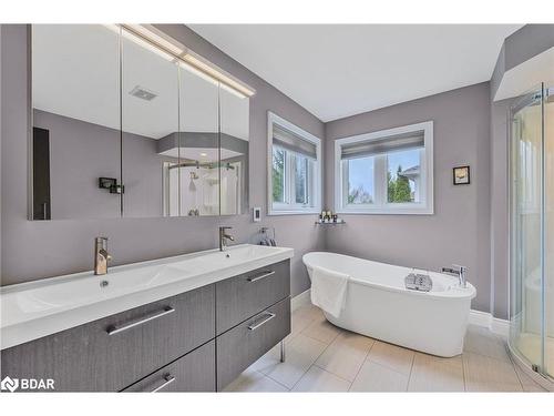 23 Pepin Court, Barrie, ON - Indoor Photo Showing Bathroom