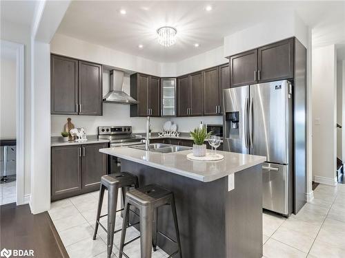 223 Thompson Road, Caledonia, ON - Indoor Photo Showing Kitchen With Double Sink With Upgraded Kitchen