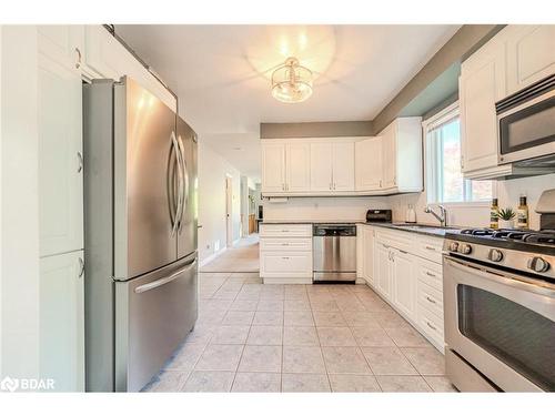 3 Donald Crescent, Wasaga Beach, ON - Indoor Photo Showing Kitchen